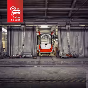 # 30 - „Generální oprava trvá 7 měsíců a prodlouží životnost o 15 let. Z vozu zůstane v podstatě jen hrubá stavba,“ říká o jedné z činností ústředních dílen jejich vedoucí, Tomáš Kadlec.