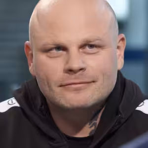 Někteří kolegové nemají u policie co dělat. Nejsme tu jen proto, abychom buzerovali, říká Reif