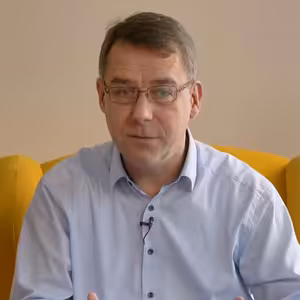 Expert na Blízký východ BŘETISLAV TUREČEK - Írán - o co hraje na Blízkém východě?