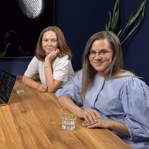 Má atopický ekzém a nechce kortikosteroidy. Lékaři nesouhlasí, jiní pacienti jí fandí