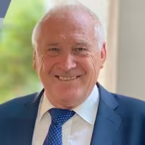 J.Bajusz - Stojím a klopem u dverí