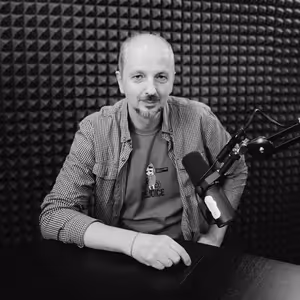 Podcast hmmm...: Ako v hlbokom bazéne so studenou vodou. Aj taký bol život v detských domovoch