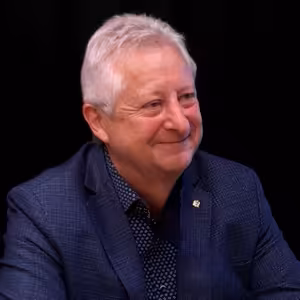 Česká armáda se musí vrátit k obraně vlasti. Mír na Ukrajině nebude bez Američanů, tvrdí generál Zůna