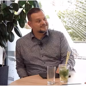 Jan Burda (VUHU) - Jezerní krajina. Budoucnost nebo slepá cesta?