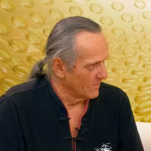 Pavel Roško, Setkání s Venušany