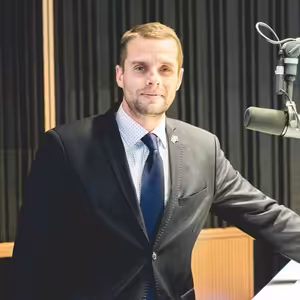 Martin Klus - Brexit zrejme do eurovolieb nenastane (Braňo Závodský Naživo)