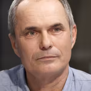 Přišel jsem o ruku, ale našel smysl života. Lidé jsou nešťastní, protože chtějí něco, na co nemají, říká Štěpánek