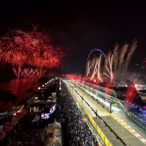 Formule 1 pod rouškou tmy | EisKingpedie 5.