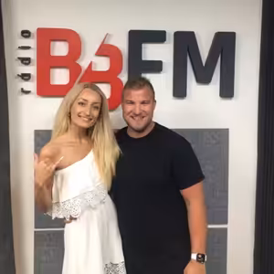 O hudbe aj o tom, čo ho priviedlo žiť dočasne do Banskej Bystrice, prezradil v BB FM rádiu Lukáš Adamec