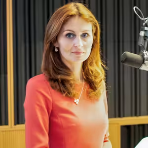 Andrea Kalavská - Nechcem skončiť iba pri aktuálnom desať percentnom... (Braňo Závodský Naživo)