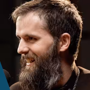 Ako vyzerá život ženatého kňaza - o. Adam Mackovjak