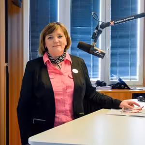 Iveta Lazorová - Ak zdravotné sestry nebudú lepšie zarábať, viac ich do systému nedostaneme