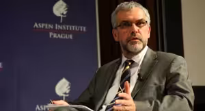 Jiří Schneider: Nejsou to referenda, je to celé divadlo