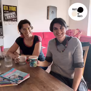 Znakování s kojenci a batolaty - cesta k rozvoji mluvené řeči či slepá ulička?