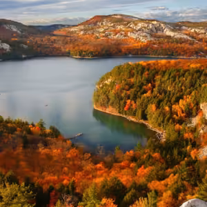 Dopoludnie na Infovojne s Adrianom 30.9.2022