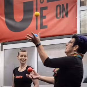 Cirkus třetího věku: Cirkusové techniky jsou pro všechny generace. Jejich variabilnost je obrovská