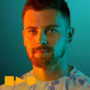 Karel Vejmelka: Rusové by neměli být na olympiádě. Coming out je v hokeji pořád tabu