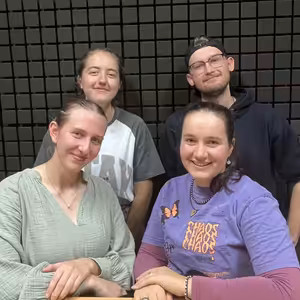 RAPID QUESTIONS: Tajný host No. 1 (a hot new bombshell enters the villa)