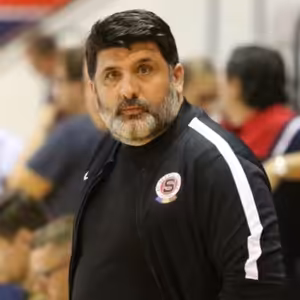 Srdce ze železa 25 | Beni Simitči