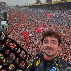 Leclerc kráľom Monzy. Nepochopiteľné papájové pravidlá | EisKing DEBRIEFING 16/24