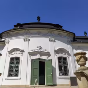 Letohrádek Mitrovských