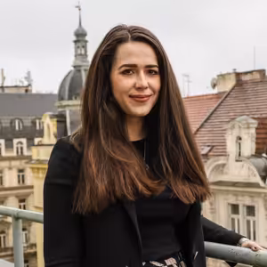 Tereza Kůnová: „Čechů je v institucích EU pořád málo. Mají tak větší šanci“.