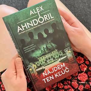 Oddychová detektívka a nová séria o riešiteľoch hádaniek