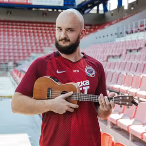 Srdce ze železa 12 | Zpěvák Pokáč