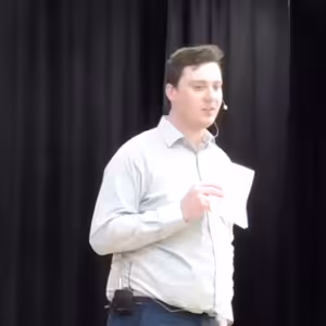 Bůh se stěhuje do velkého domu