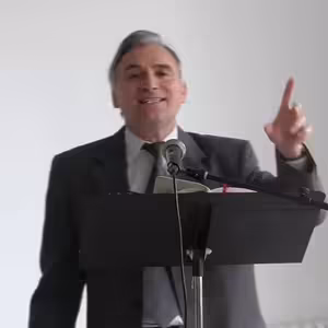 B.Kern - Buďte hotoví !