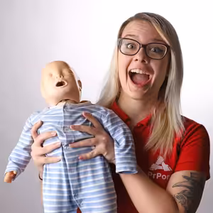 Mýty o první pomoci: Moč dezinfikuje! Rychle si to počůrej (Týnka Frančová, PrPom)