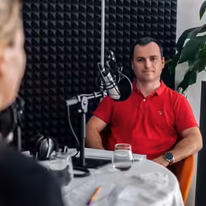 Host Reportéra: Jan Charvát