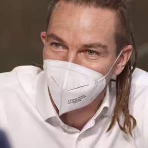 Bartoš: Babiš ze všeho dělá guláš, covid bychom zvládli líp. Vládu s ANO si nedovedu představit