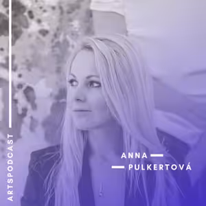Anna Pulkertová, expertka na umění, kurátorka a Arts manažerka J&T Banky