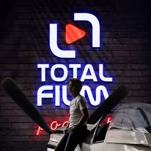 Top Gun: Maverick je srdečný, dojemný a audiovizuálně oslnivý | Recenze do uší