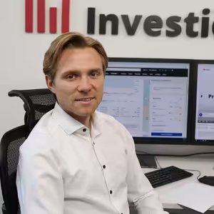 Štěpán Hájek (J&T INVESTIČNÍ SPOLEČNOST): Na trhy se vrátil optimismus, Fed v září sazby sníží pravděpodobně jen o čtvrt bodu