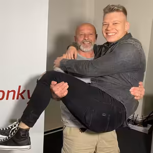 Vítek Martinec vs. filmový kaskadér Petr Kábrt