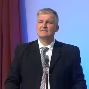 Václav Vondrášek • Nejtěžší břemeno znovuzrozených