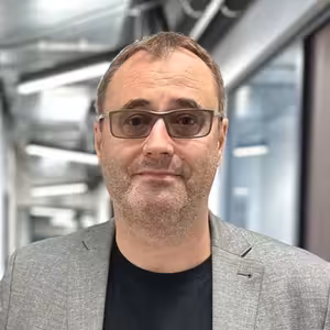 Premiér Fiala není demokrat, říká někdejší poslanec a předseda pražské ODS Boris Šťastný