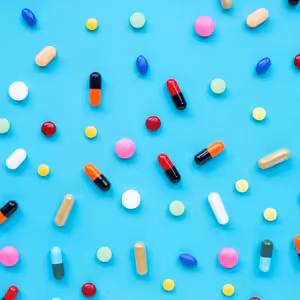 INESS na DNES #120: Čo keby sa lieky bez predpisu dali kúpiť na benzínke/v obchode?