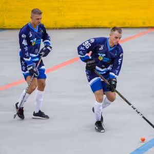 S bratmi Gašparovcami o banskobystrickom hokejbale