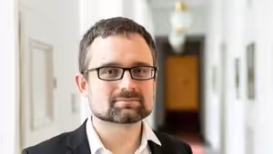 České úřady podle europoslance Peksy odklání peníze z Fondu pro spravedlivou transformaci. Sledujte činnost zastupitelstev, vyzývá občany