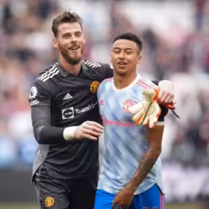 Sklamanie v Berne a explózia emócií na West Hame