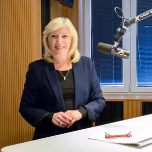 Iveta Radičová - Politika sa posunula zo sféry riešení a diskusií do čistých emócií