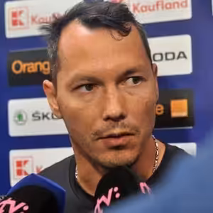 MS v hokeji: "Lááco Nagy!", skandovala Steel aréna, šťastný strelec mával manželke a deťom