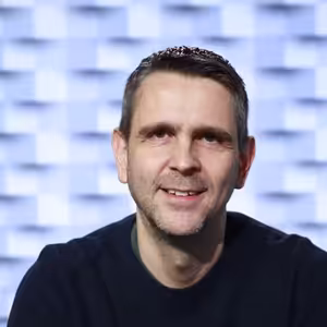 Marketér roka 2025 Peter Šebo: Love brandy neexistujú a ESG marketing je len póza