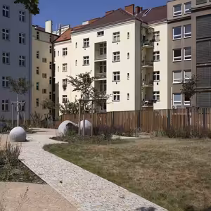 Emisní povolenky pro domácnosti: kdo si připlatí a proč kolem nich politici napříč spektrem kličkují?