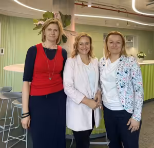 „Reálný svět taky není rozdělený na předměty. Propojujeme témata a rozvíjíme silné stránky.“ S organizací Step by Step ČR o proměně českých škol.