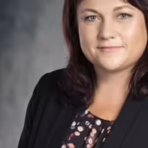 Platební kartu nepouštějte z ruky, říká Irena Jandíková z Max banky