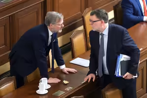 Zatím můžeme léčit fiskální politiku dobrovolně a vlastním tempem